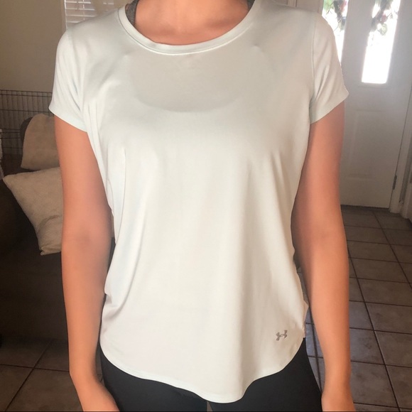 UNDER ARMOUR RUNNING TEE - Picture 2 of 5